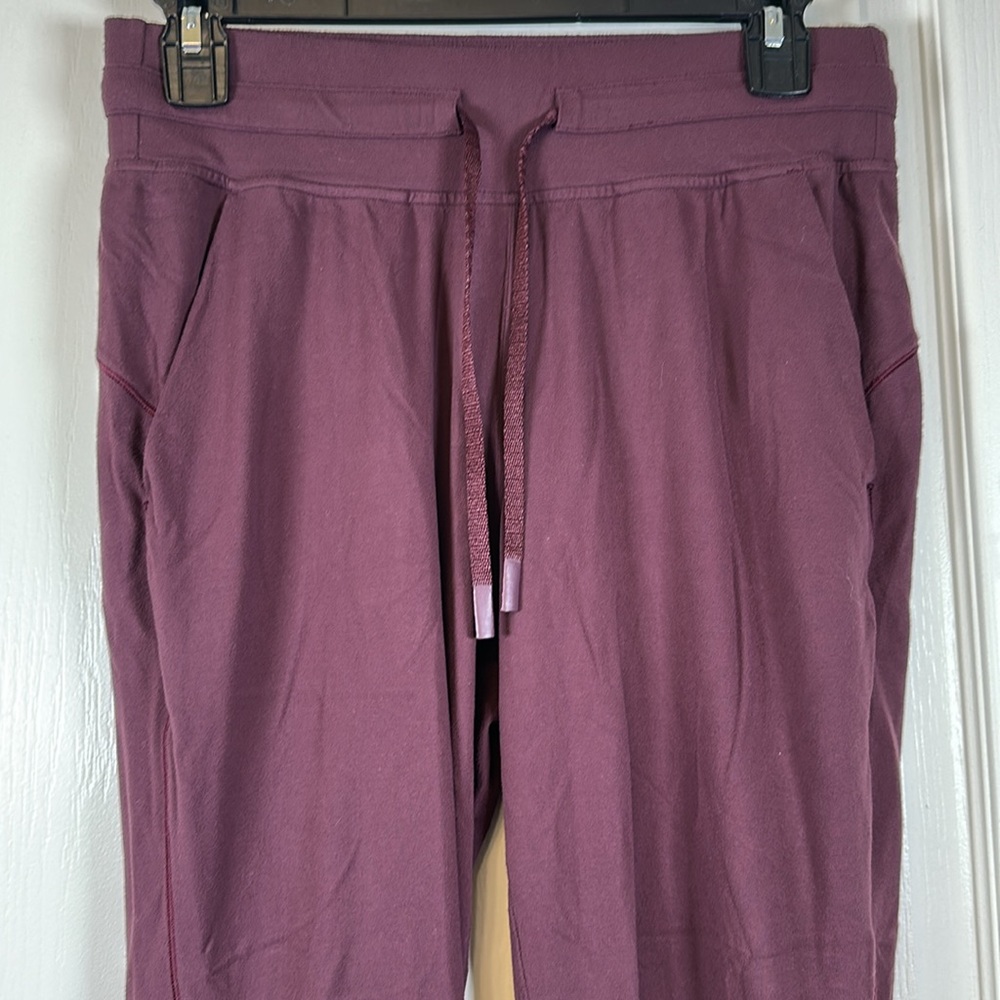 Lululemon Ready to Rulu High-Rise Joggers Athletic Cassis Red Size 6 EUC #2728 - Picture 3 of 9